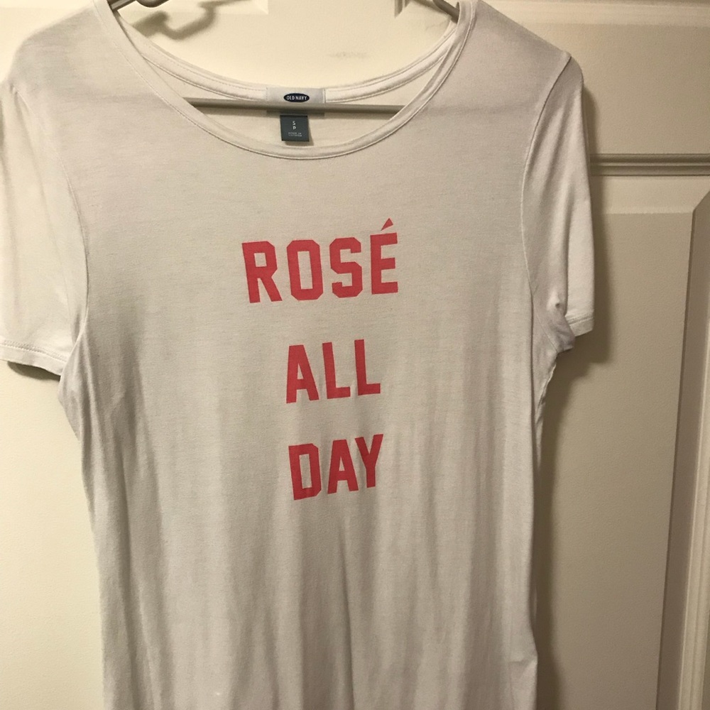 Old navy tee